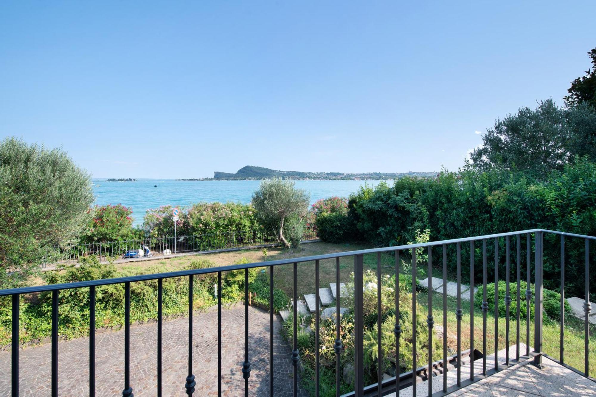 Villa Felice San Felice del Benaco Eksteriør billede